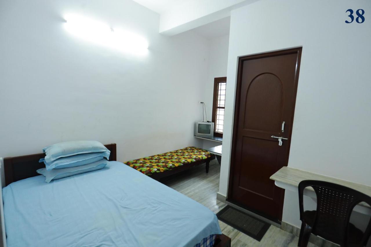 Arackal Tourist Home Tripunithura Exterior photo